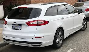 Ford Mondeo kombi s hybridn�m pohonem