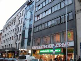 Neju��� domy v Praze jsou i ve �t�p�nsk� ulici