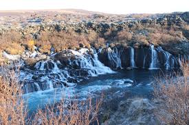 Vodop�d Hraunfossar