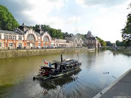 Vyhl�dkov� plavba po Labi parn� lod� Kr�lovna Eli�ka